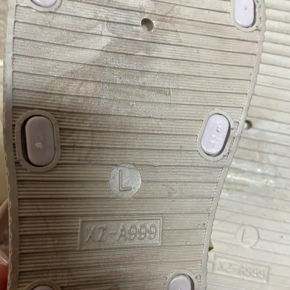 Via Rose size 9/10 Pink Studded Jelly Sandals - Picture 6 of 10